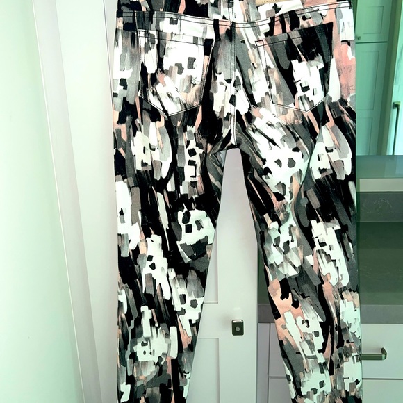 JUST CAVALLI abstract print jeans-LIKE NEW! - Picture 10 of 12